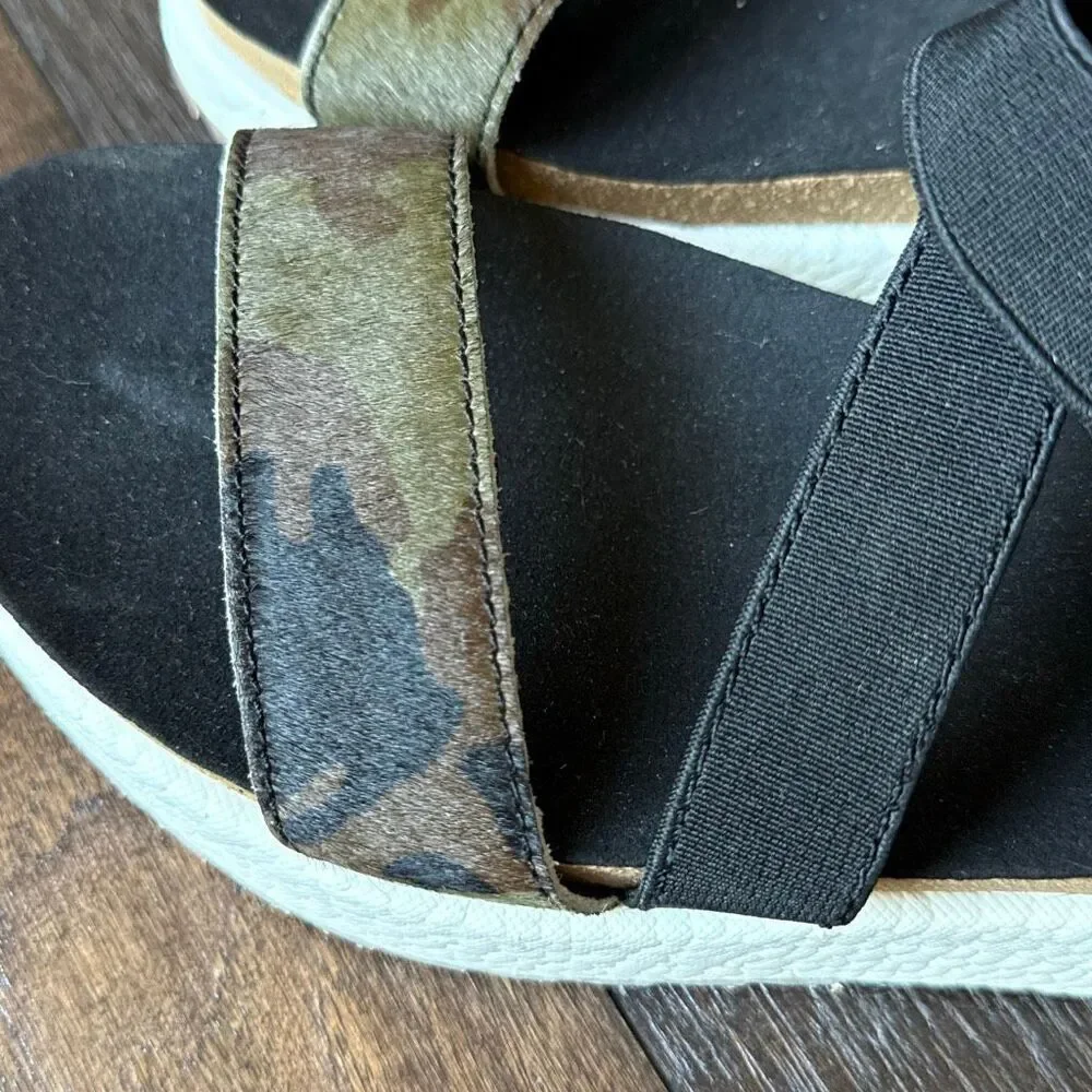 OTBT Sierra Green Black Camo Calf Hair Sandals Slingback Platform Size 6 womens‎
